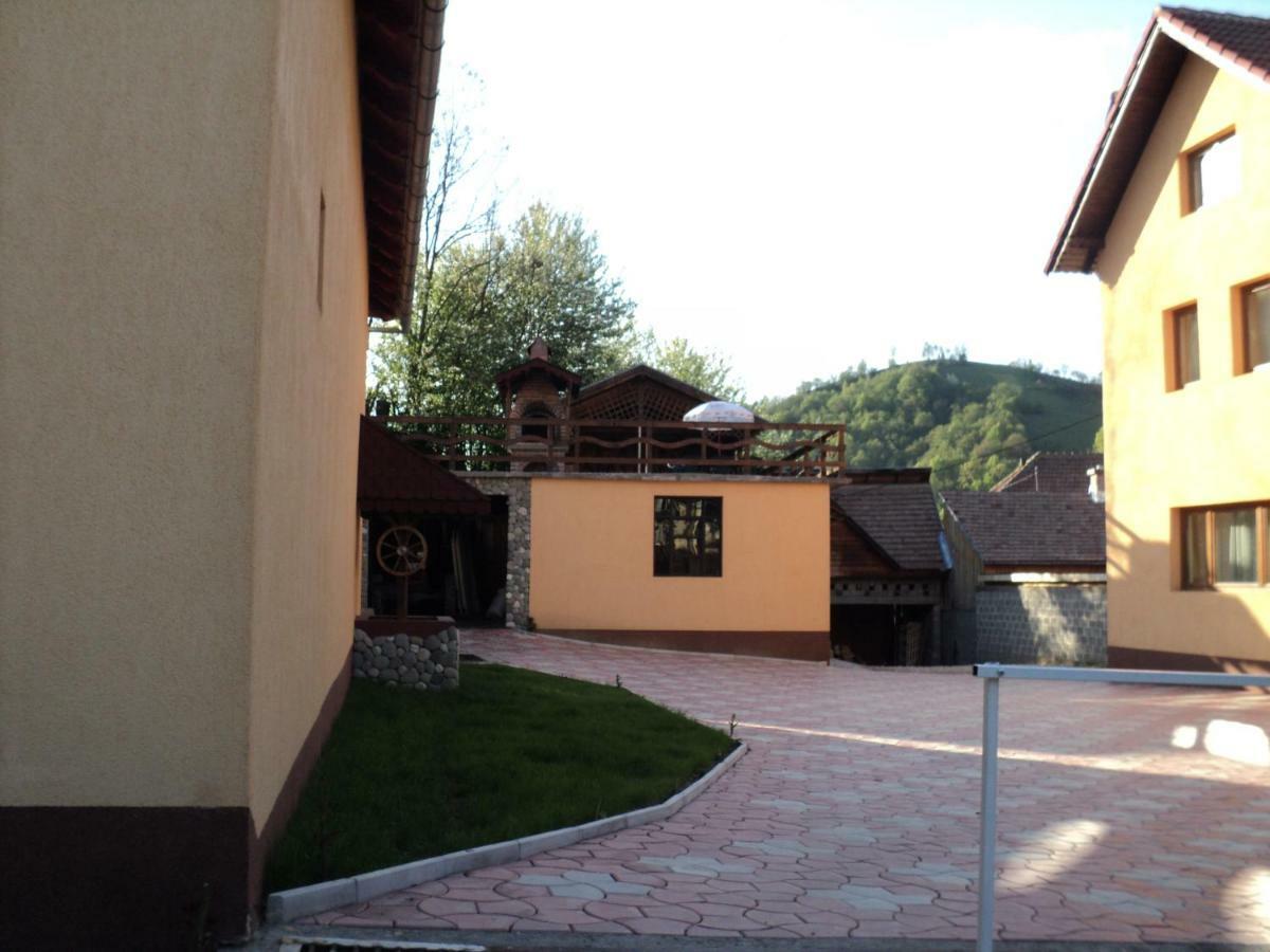 Hotel Casa De Vis Poiana Mărului Zewnętrze zdjęcie
